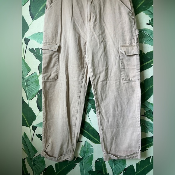 Target Sandy Liang Mid Rise Straight Leg Flat Front Cargo Khaki Pants Sz 6 - Picture 4 of 8